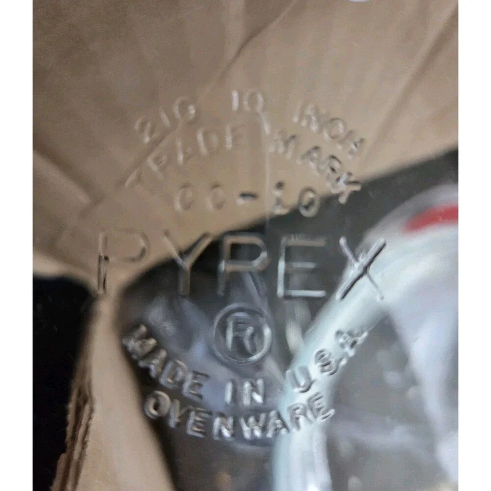 Vintage PYREX #210 DEEP Pie Plate 10.5